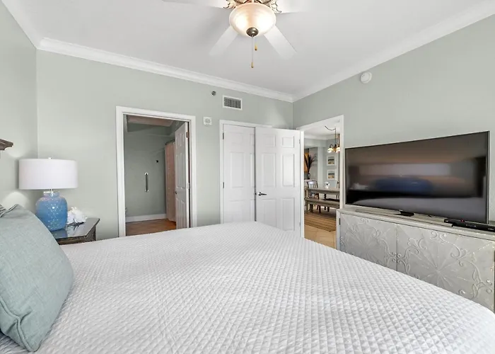 Holiday home Crystal Shores West Unit 701